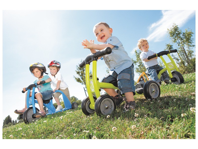 best outdoor toys for kids - tricycle