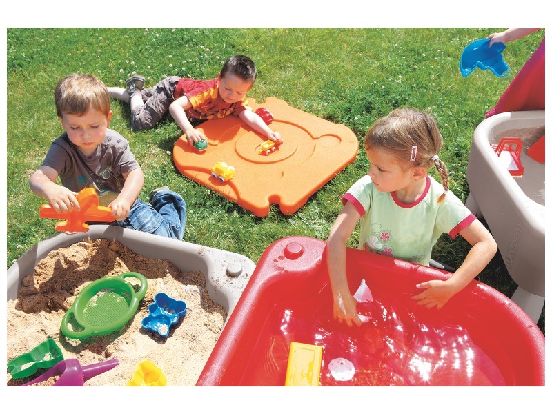 small outdoor toys