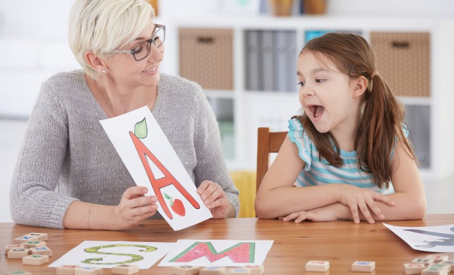 Early years literacy games - teaching the alphabet
