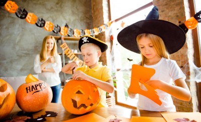 12 Halloween Crafts for Kids