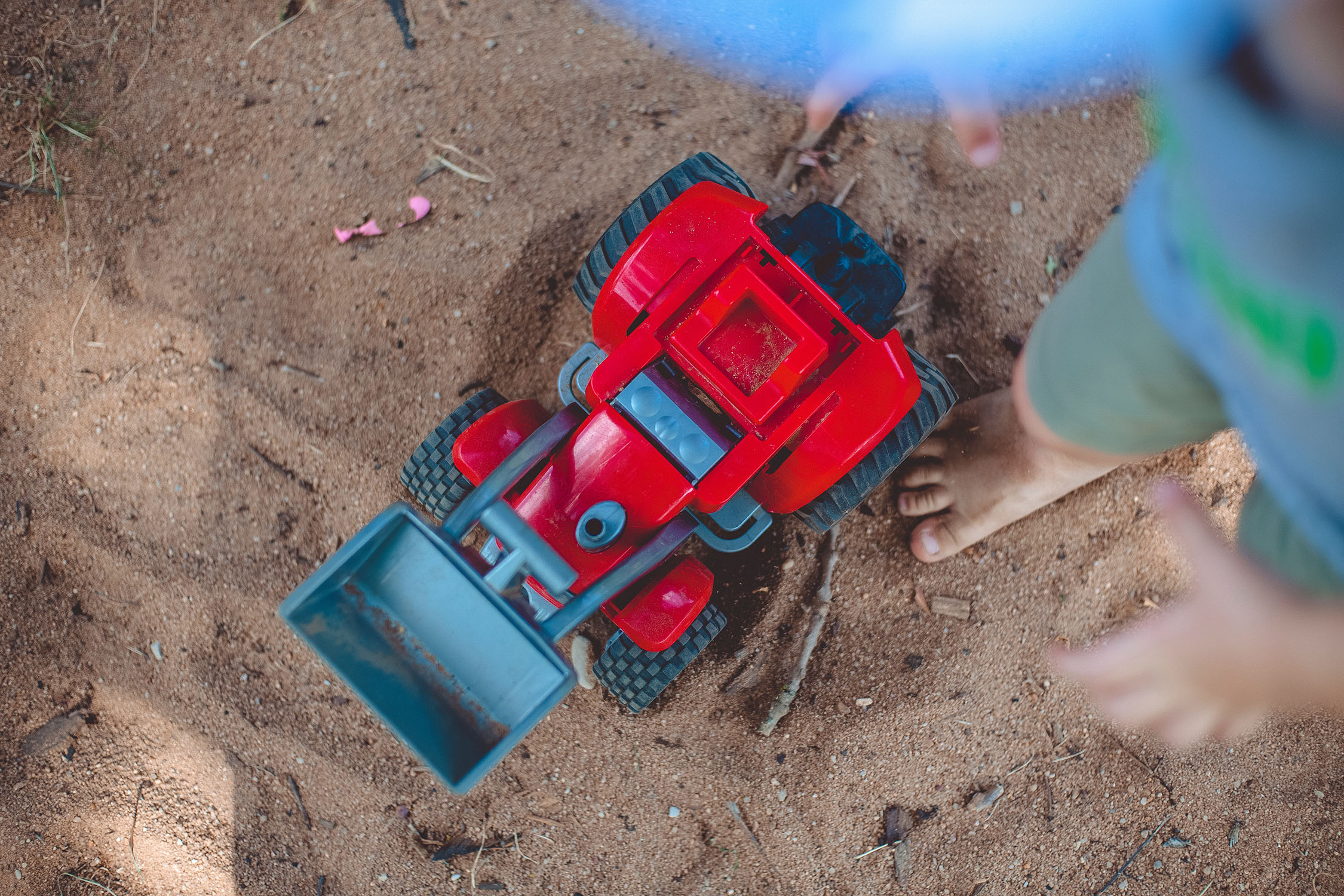 10 Easy Sand Play Ideas to try at home or daycare!